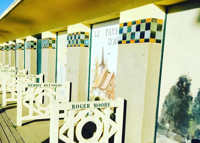 Le Marina Fenetre Sur * Ντοβίλ